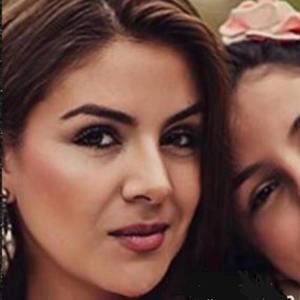 Meet your Posher, Carmen